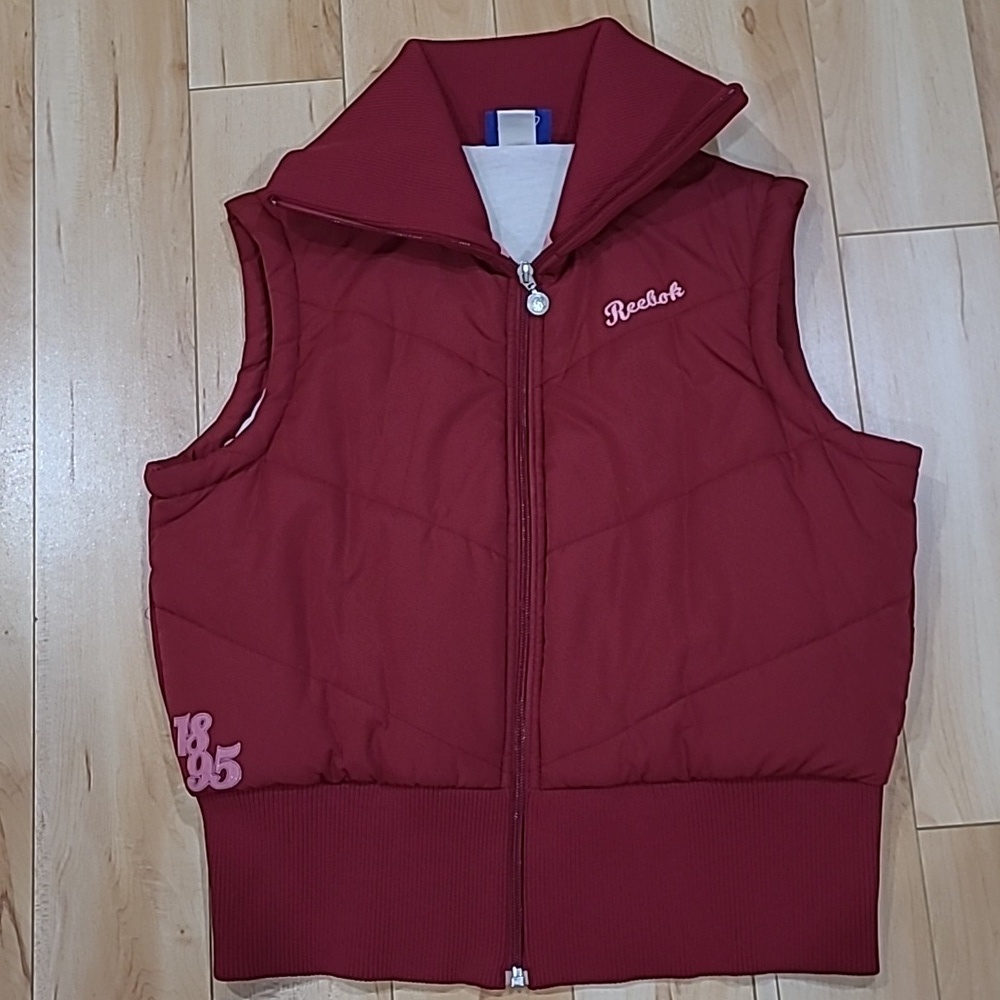 Brand new Reebok girls size XL (size 14/16) warm vest